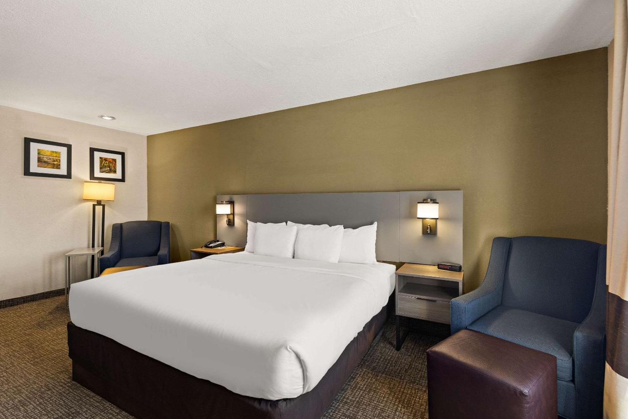 Comfort Inn Huntington Near University Buitenkant foto